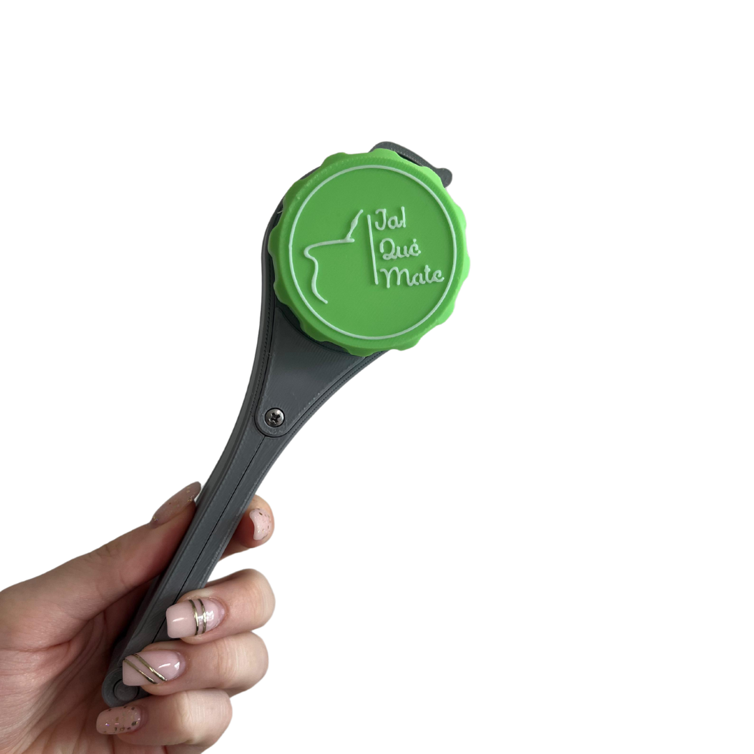 CLIP MATERO CON RELIEVE- CLIP COLOR GRIS