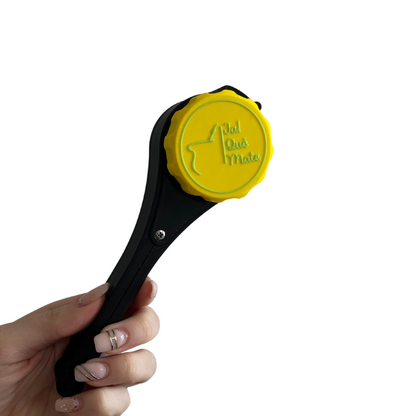 CLIP MATERO CON RELIEVE- CLIP COLOR NEGRO