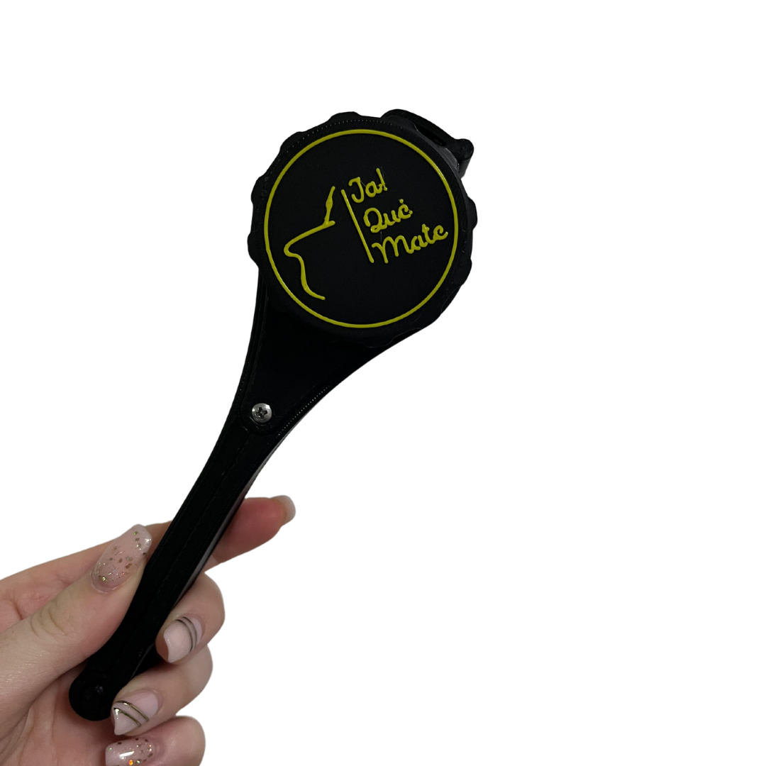 CLIP MATERO CON RELIEVE- CLIP COLOR NEGRO